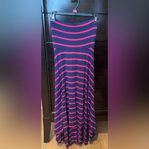 NAVY & PINK Motherhood Maternity Dress.